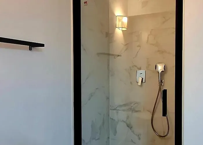 U Paradisu - Magnifique T4, Les Pieds Dans L'eau Daire