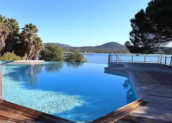 U Paradisu - Magnifique T4, Les Pieds Dans L'eau *